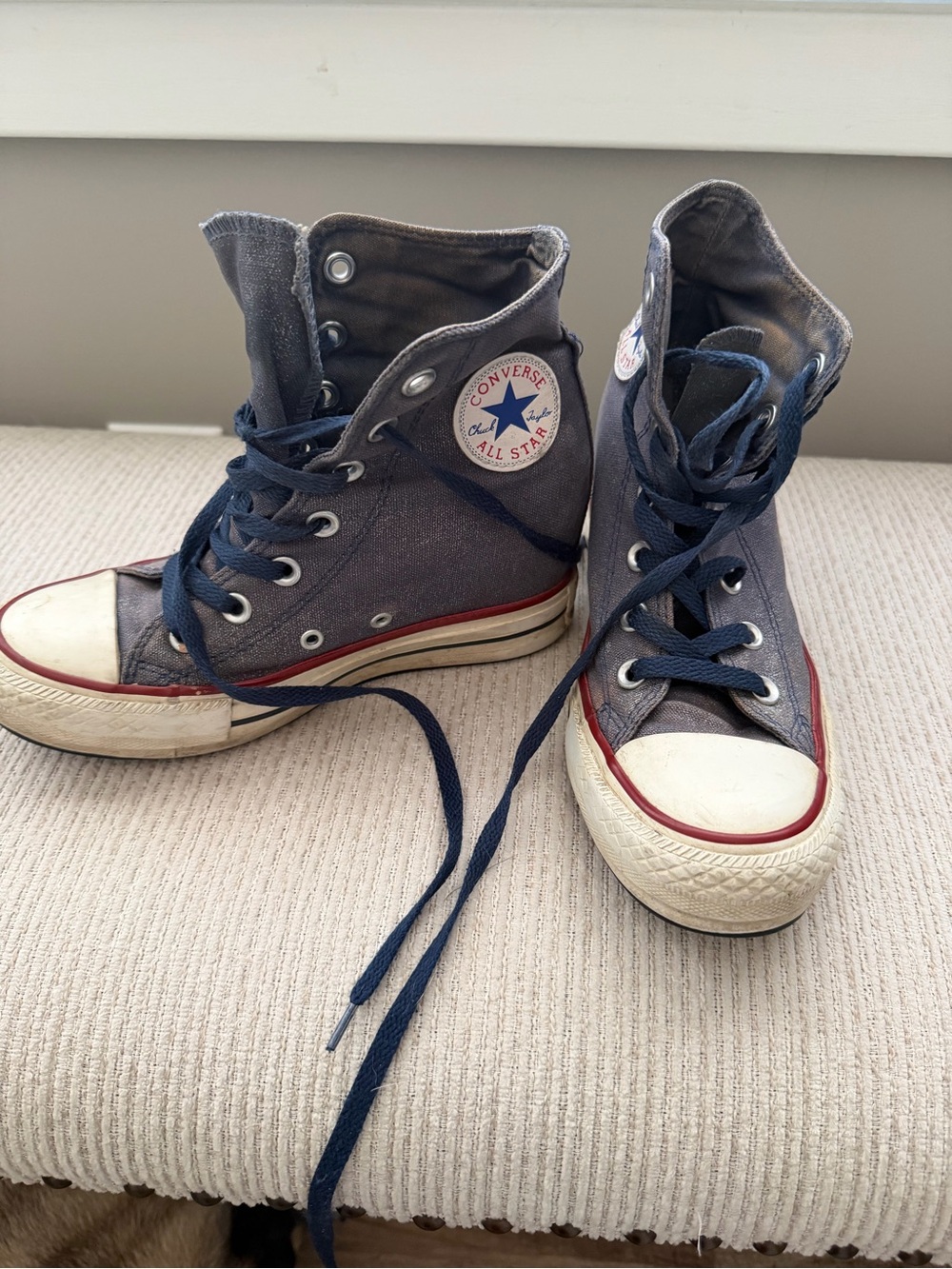 Perfectly worn in Women’s Converse Navy High-Top wedge Sneakers